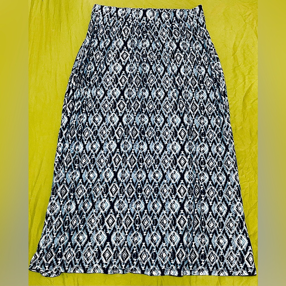🌹🌹”Terra & Sky” maxi skirt size 14W
